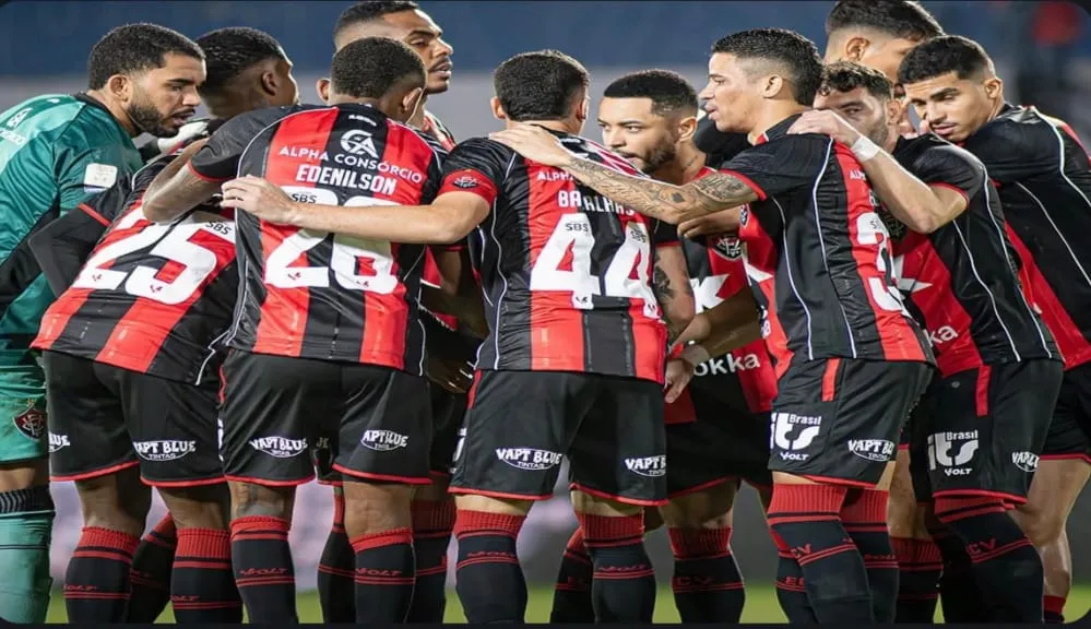 VITÓRIA COMEÇA A DECIDIR VAGA PARA AS FINAIS DA COPA DO NORDESTE JOGANDO NO BARRADÃO