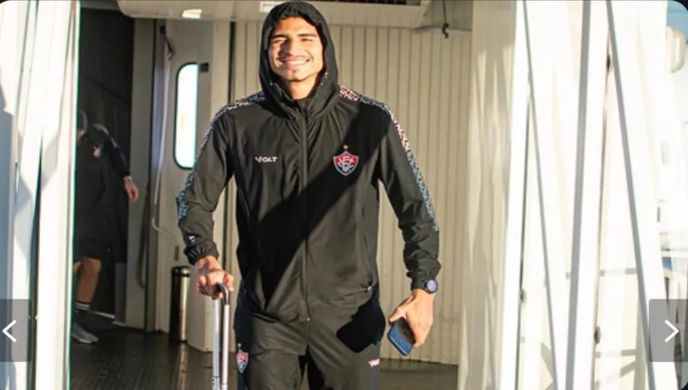 RUBRO-NEGRO REALIZA TREINO NO CT DO PALMEIRAS ANTES DE SEGUIR PARA SANTOS NESTA SEXTA-FEIRA